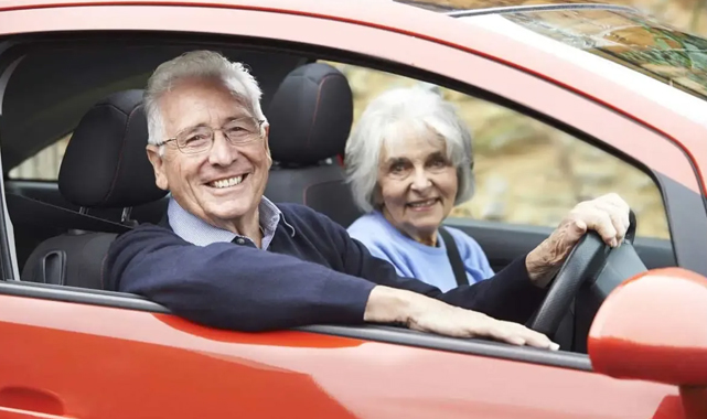 Ehliyette üst yaş sınırı belli oldu! Artık o yaştakiler araba kullanamayacak