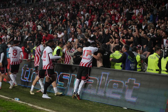 Samsunspor'un galibiyet golünü attı! Muja'dan açıklama