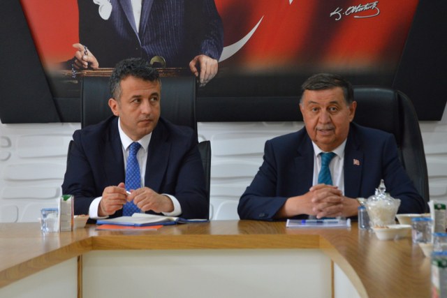 Büyükşehir Belediye Başkanı Doğan, Havza’da muhtarlar ve vatandaşlarla buluştu