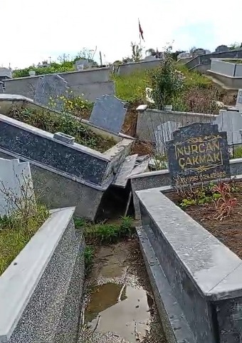 Samsun Büyükşehir Belediyesi Derecik Mezarlığı için harekete geçti! Heyelandan hasar gören mezarlıklar ailelerin eşliğinde düzenlenecek