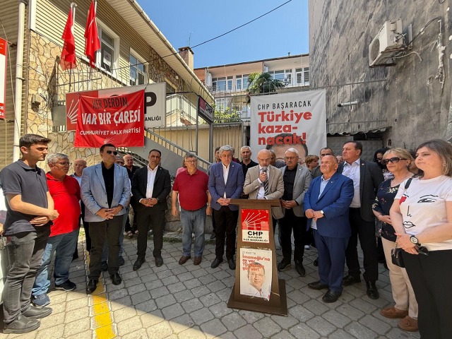 CHP Samsun'dan eğitim eleştirisi : İktidarın amacı eğitimle biat eden nesil yetiştirmek