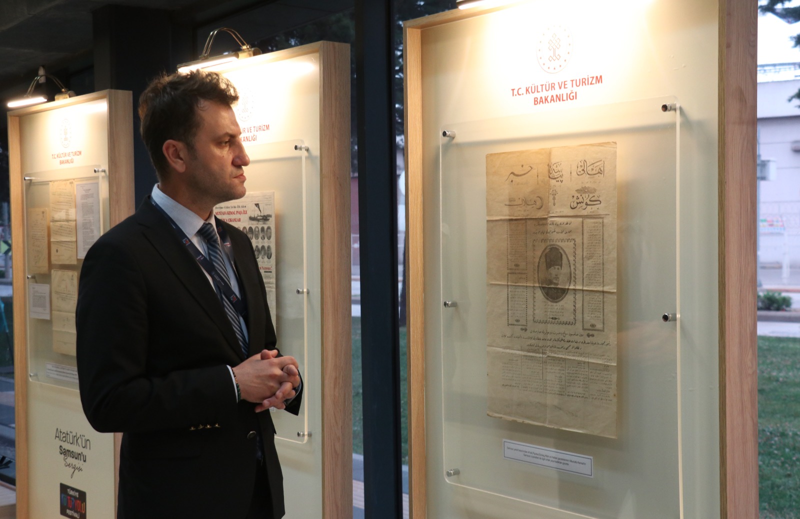 Atatürk'ün Samsun'a gelişini duyuran gazeteler sergileniyor