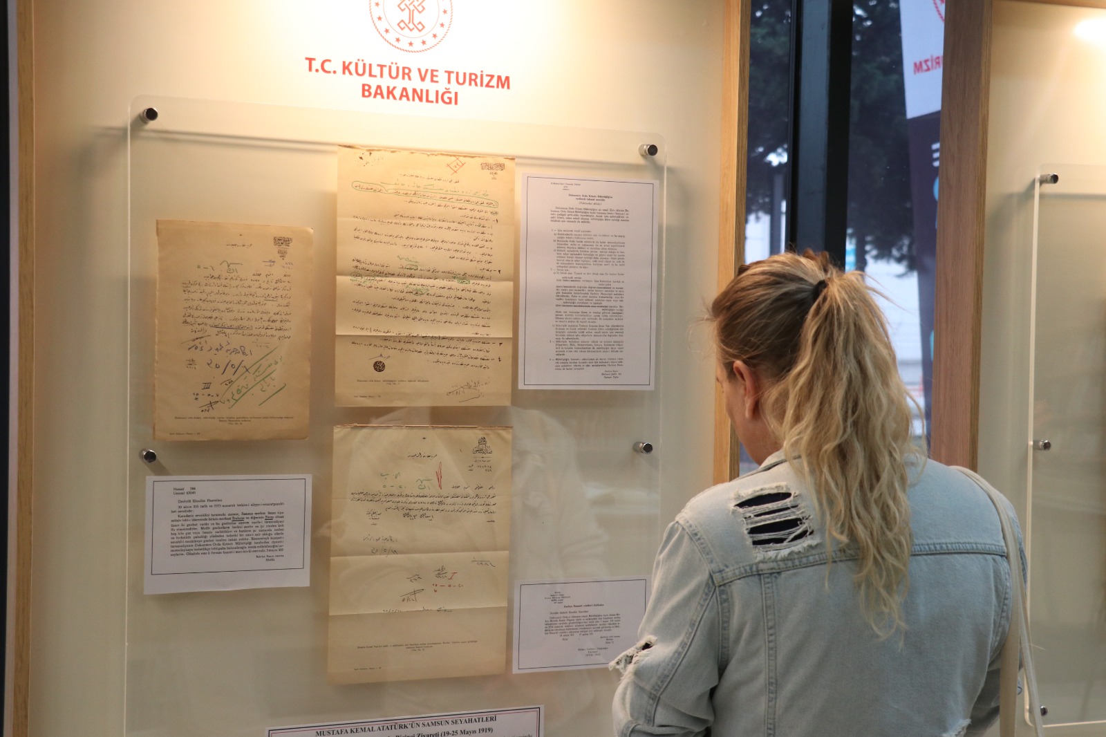 Atatürk'ün Samsun'a gelişini duyuran gazeteler sergileniyor