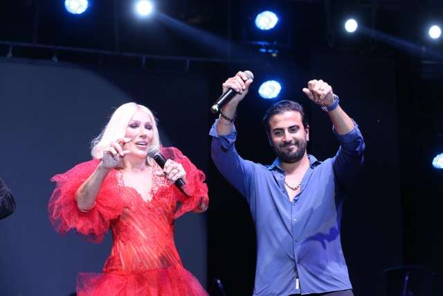 Seda Sayan Tokatlı hayranlarını coşturdu