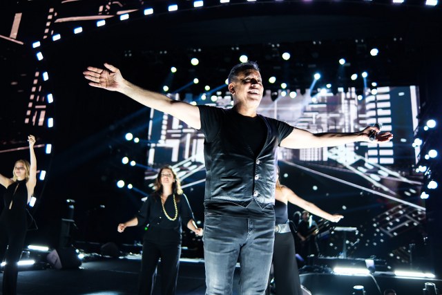 Samsun'da düğünden kaçıp Haluk Levent konserine gittiler! Balayını kaptılar