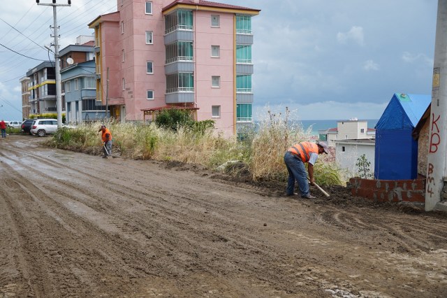 Samsun'da Atakum Belediyesi'nden şiddetli yağışlar sonrası anında müdahale