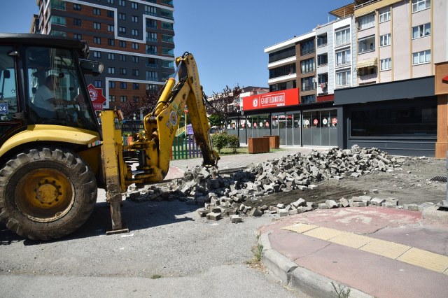 Samsun Atakum Belediyesi yol bakım çalışmalarına ara vermiyor