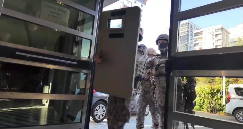 Samsun merkezli yasa dışı bahis operasyonu: 70 gözaltı