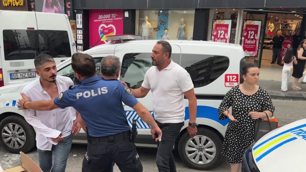 Samsun'da AVM'de Ne bakıyorsun? kavgası! Darp edildi