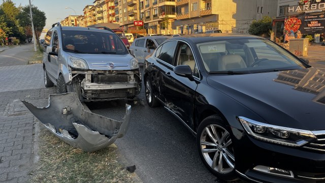 Eski belediye başkanı Samsun yolunda trafik kazası geçirdi