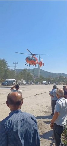 Samsun'da boğulma tehlikesi geçiren çocuğu imam kurtardı