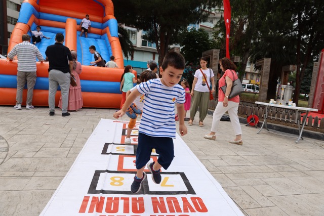 İlkadım'da yaz ayları kültür, sanat ve sporla iç içe geçiyor