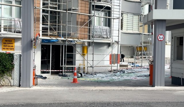Samsun'da korku dolu anlar! 11. kattaki halatın kayışı koptu, işçiler ölümden döndü