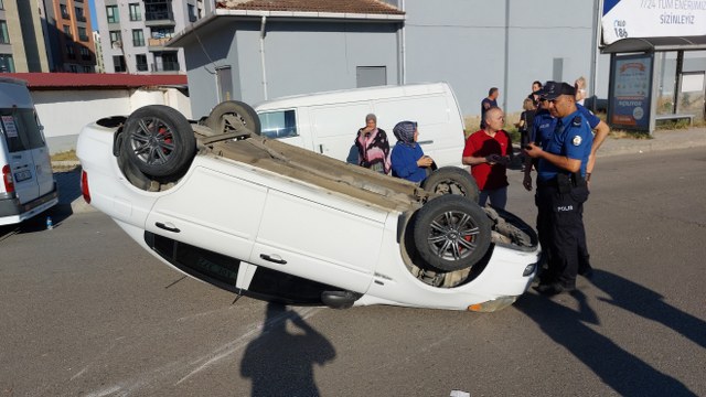 Samsun Canik'te otomobil takla attı! Sürücü yaralandı