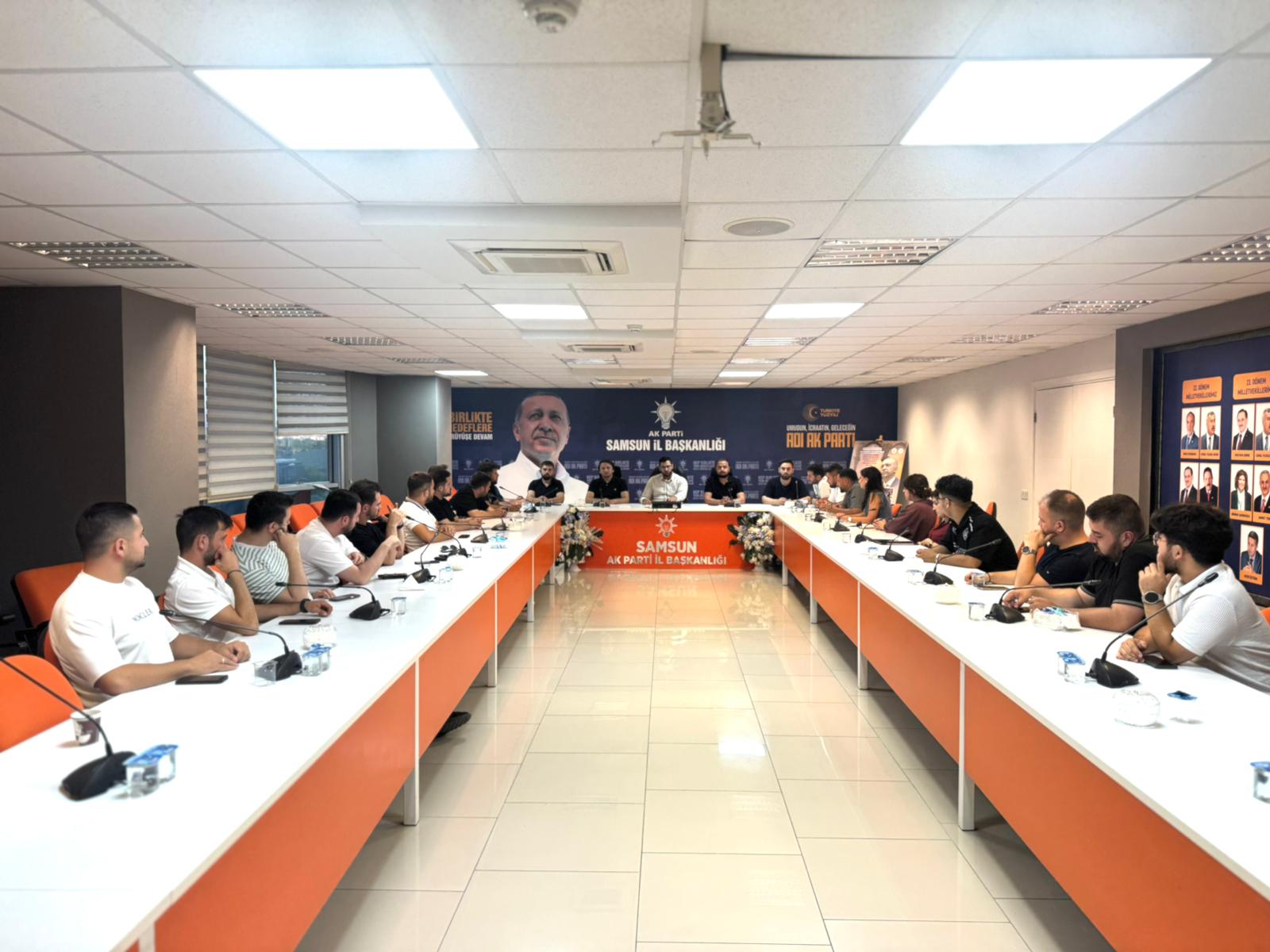 Orhan Murat Kumaş: AK Gençlik Samsun'dan Türkiye'ye örnek oldu