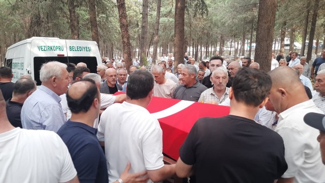 Samsun'da eski milletvekili Binici son yolculuğuna uğurlandı