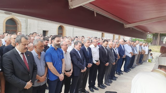 Samsun'da eski milletvekili Binici son yolculuğuna uğurlandı
