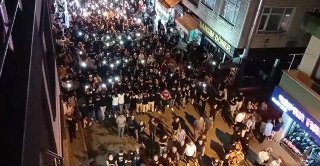 Trabzon boşanma aşamasında olduğu eşi tarafından canine öldürülen Sinem için yürüdü! 