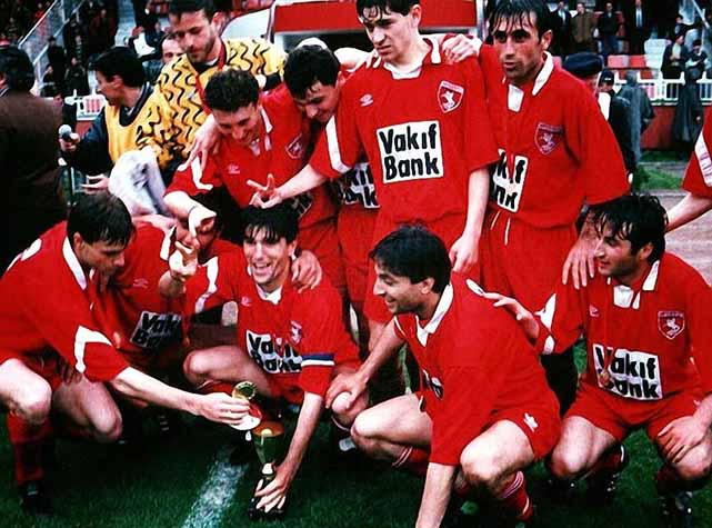 Samsunspor'un efsane oyuncusu Celil Sağır Avrupa Ligi kurasını değerlendirdi: Panathinaikos'u isterim