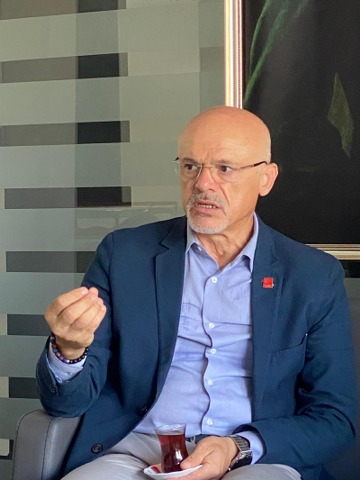 CHP'li Mehmet Özdağ'dan Samsun Gazeteciler Cemiyeti'nde mesaj : Mücadeleye devam