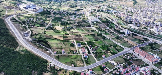 Samsun Şehir Hastanesi yolunda köprü ve kavşaklar tamamlanıyor