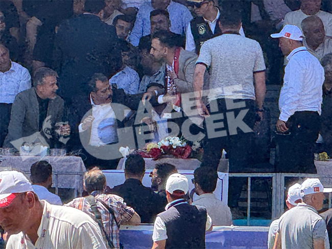 Suat Kılıç ile Vezirköprü Belediye Başkanı Murat Gül tartıştı