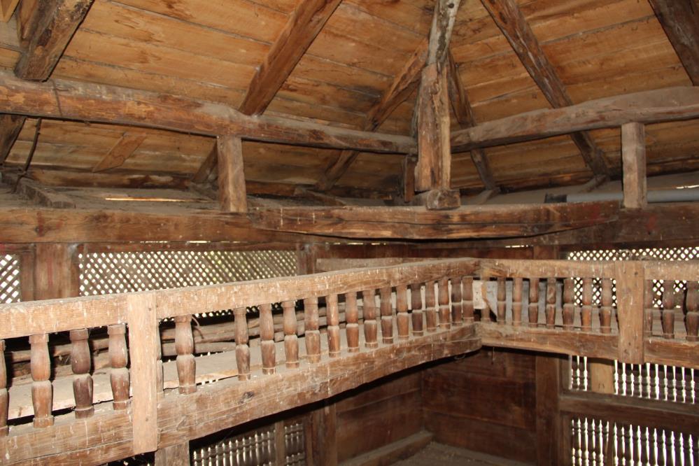 Samsun'da zamana meydan okuyan depo görenleri hayran bırakıyor