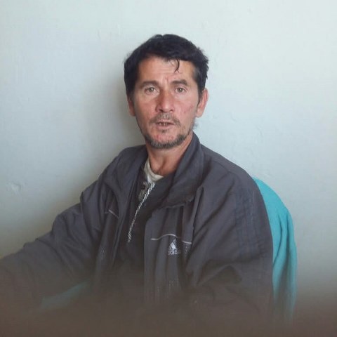 Vücudunda kesikler olan adam evinde ölü bulundu