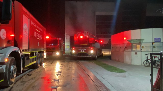Geri dönüşüm fabrikasında yangın çıktı!
