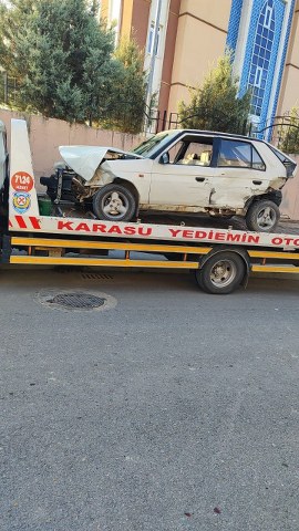 Eşine öfkelenen kadın cipiyle dehşet saçtı