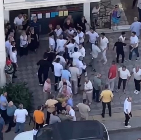 Samsun'da şok! CHP Atakum İlçe delege seçiminde kavga çıktı