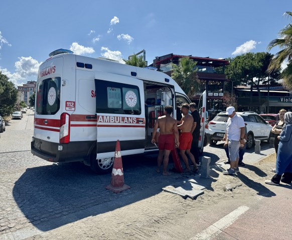 Samsun'da denizde korku dolu anlar! Anne ve oğul boğulma tehlikesi geçirdi