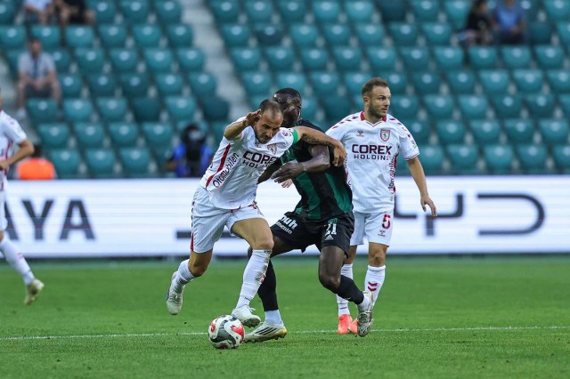 Samsunspor, Kocaelispor'u 1-0 mağlup etti