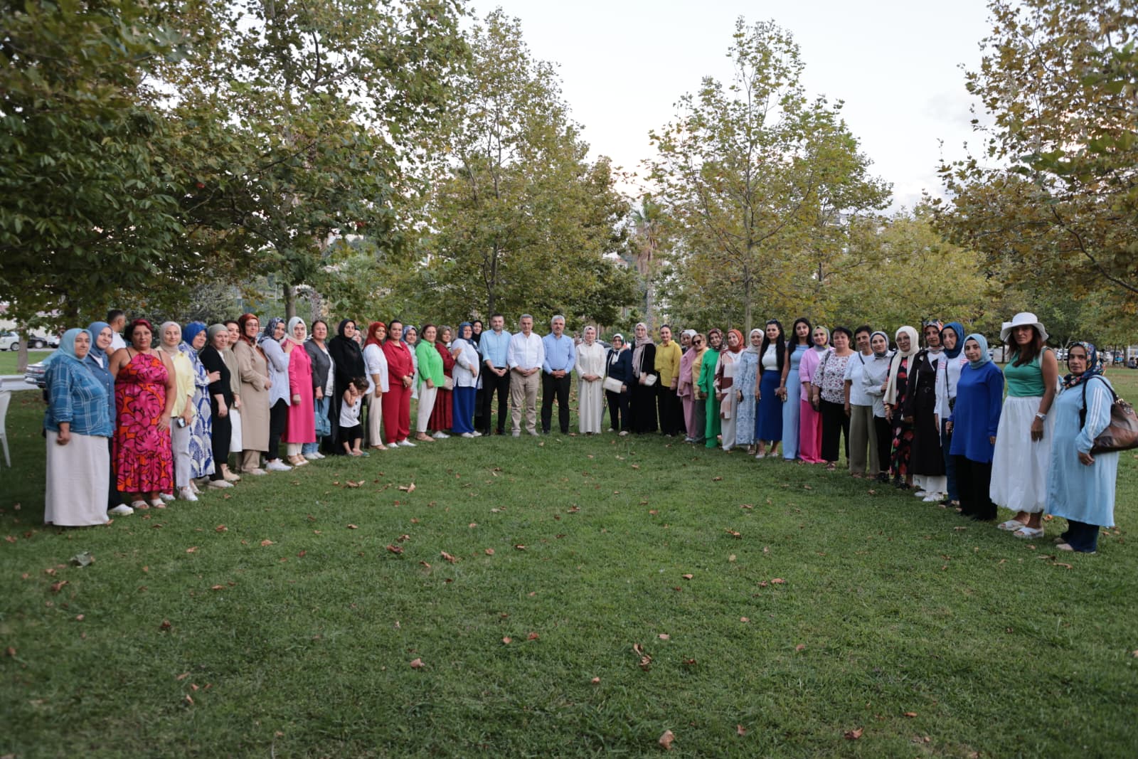 İhsan Kurnaz mahalle kadın kolları başkanlarıyla buluştu