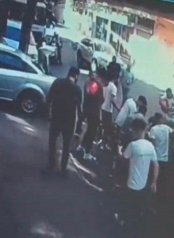 Oyuncu İbrahim Yıldız'ın üzerine ağaç devrildi! Yaşam mücadelesi veriyor