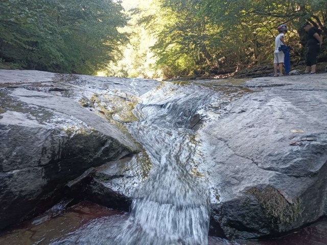 Kabaceviz Şelaleleri göz kamaştırıyor