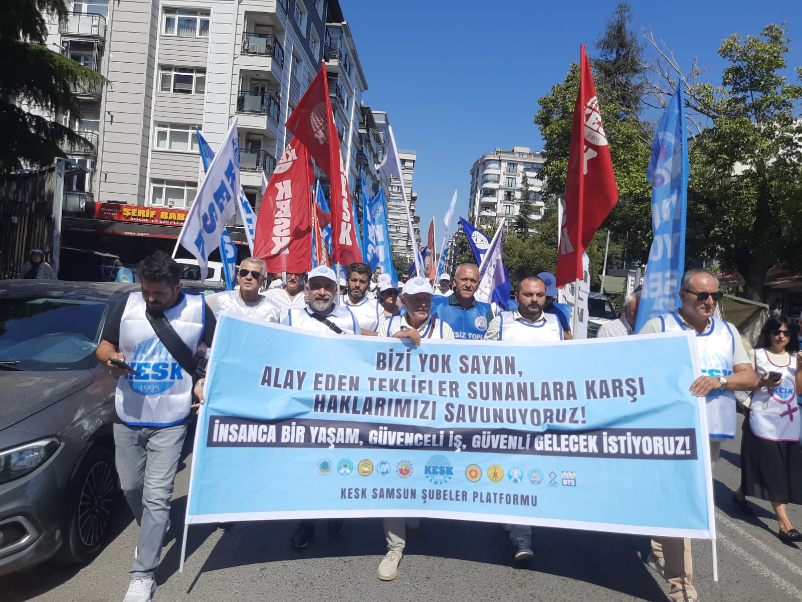 KESK Samsun'dan tepki: Kapı kulu değil, emekçiyiz