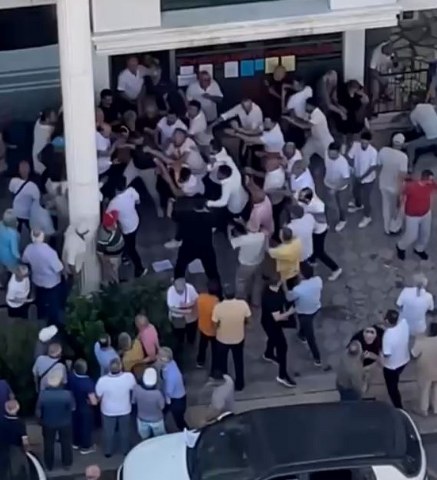 Beyin kanaması geçiren Ayhan Abdik'in durumu kritik