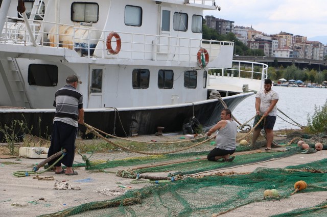Samsun'da balıkçılar 1 Eylül'e hazırlanıyor