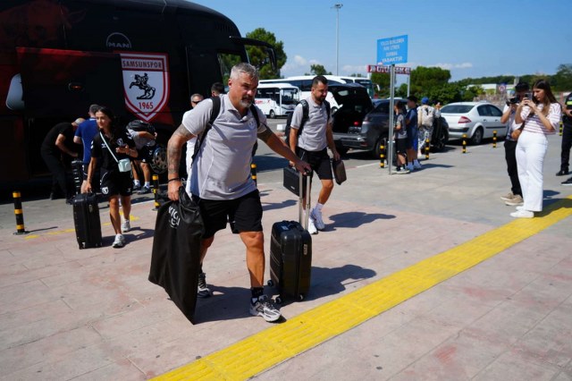 Samsunspor Atina'ya uçtu