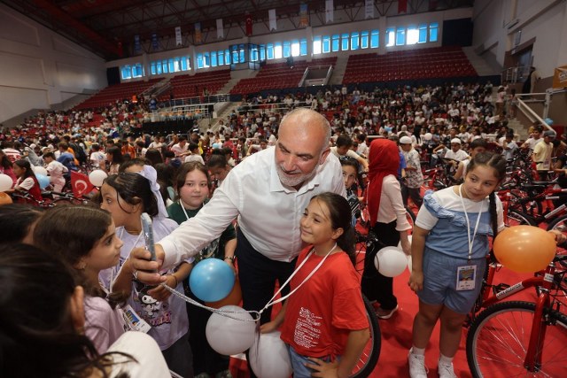 Samsun Canik'te camiye giden ödülü kaptı