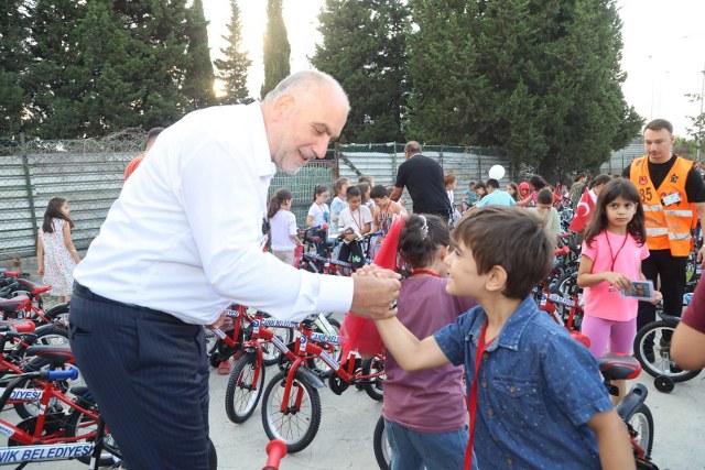 Samsun Canik'te camiye giden ödülü kaptı