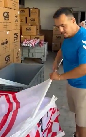 Samsunspor taraftarına 19 Mayıs Stadyumu'nda bayrak dağıtılacak