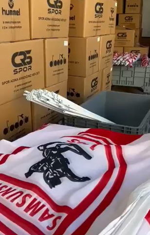 Samsunspor taraftarına 19 Mayıs Stadyumu'nda bayrak dağıtılacak