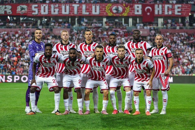 Fuat Çapa: Yunanistan'da yediğimiz ikinci gol bize pahalıya mal oldu