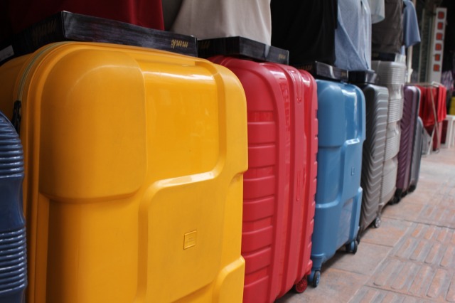 Okullar açılıyor! Veliler ve öğrencilerin okul telaşı başlıyor  