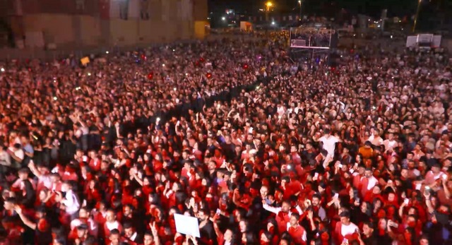 Merve Özbey'den Bir Anadolu Şenliği konseri