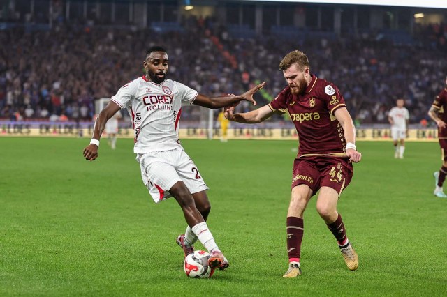 Trabzonspor - Samsunspor maçının ilk devresi sona erdi 