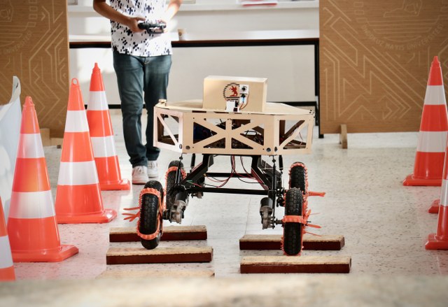 Samsunda geleceğin mühendisleri TEKNOFEST'te derece peşinde