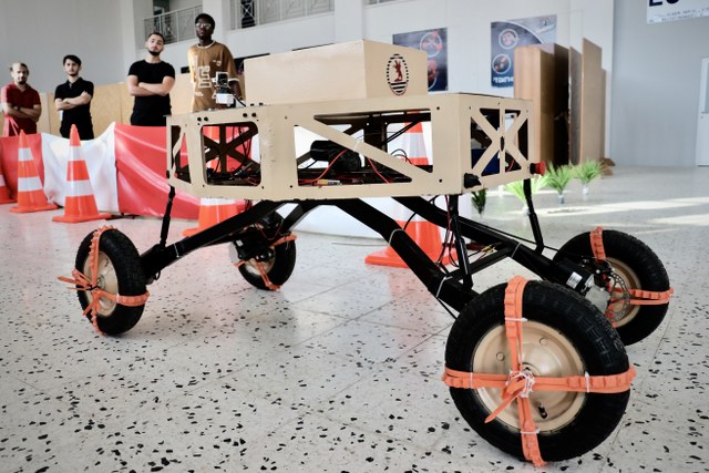 Samsunda geleceğin mühendisleri TEKNOFEST'te derece peşinde